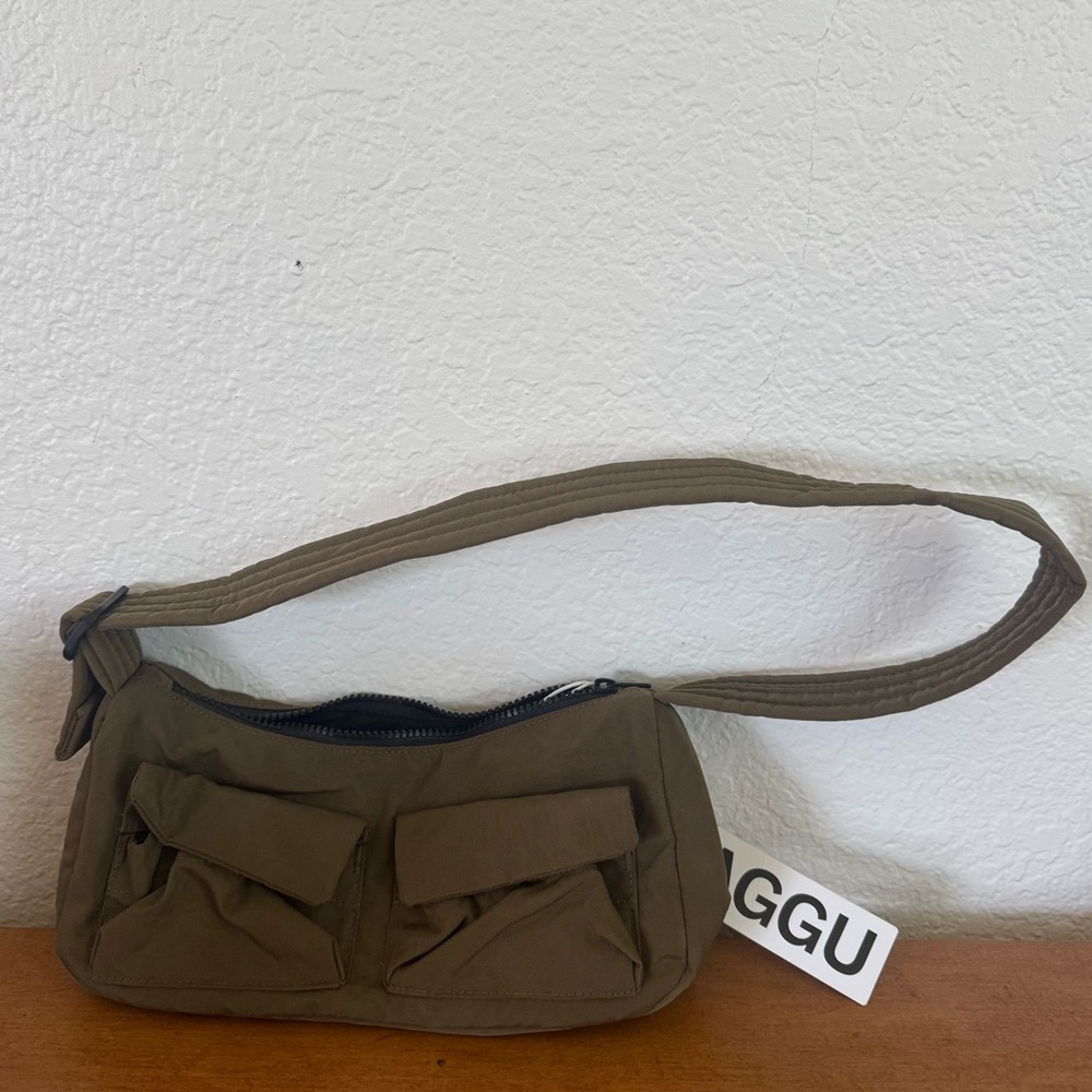 Baggu cargo shoulder bag in seaweed NWT